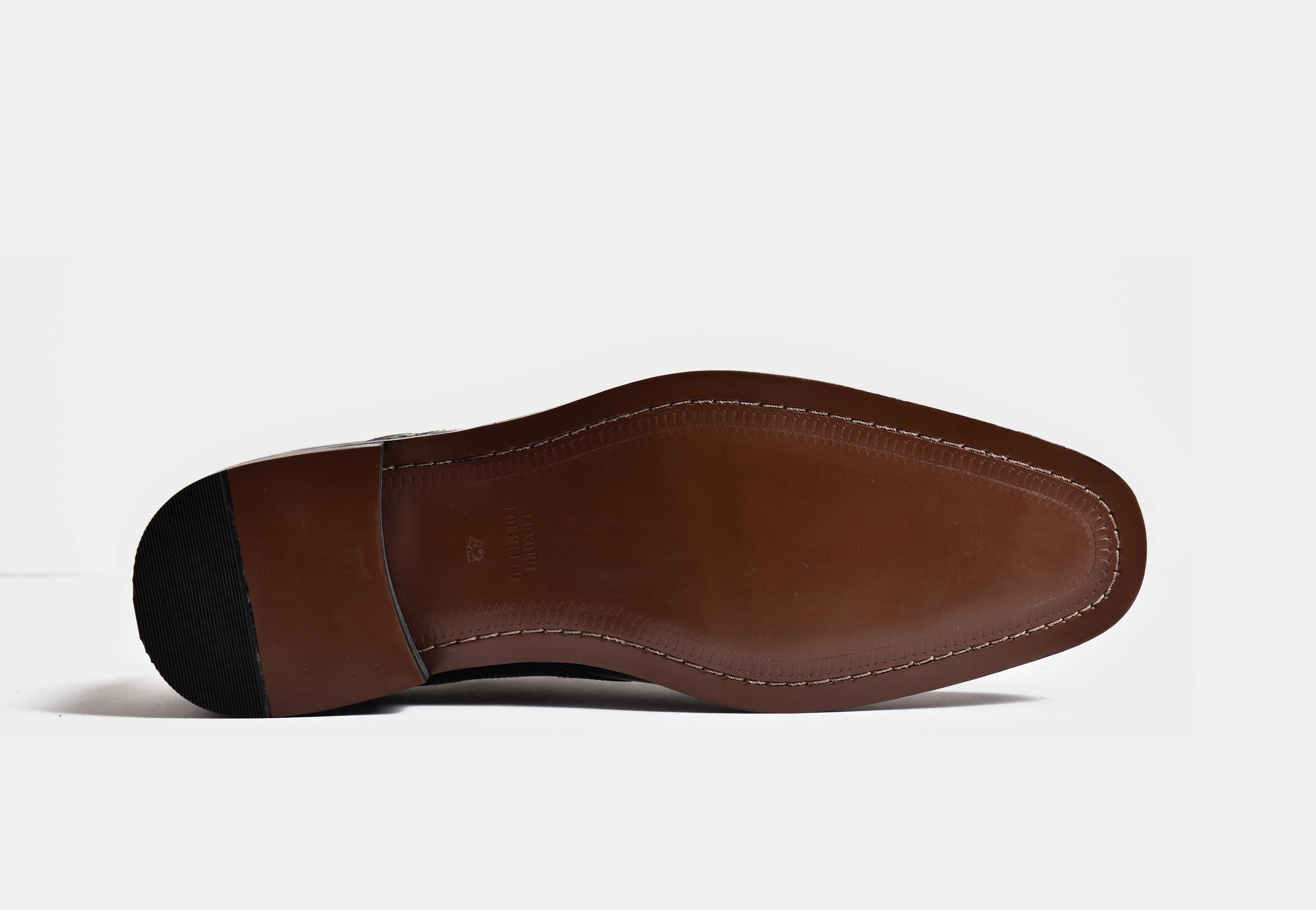 Nacario Black