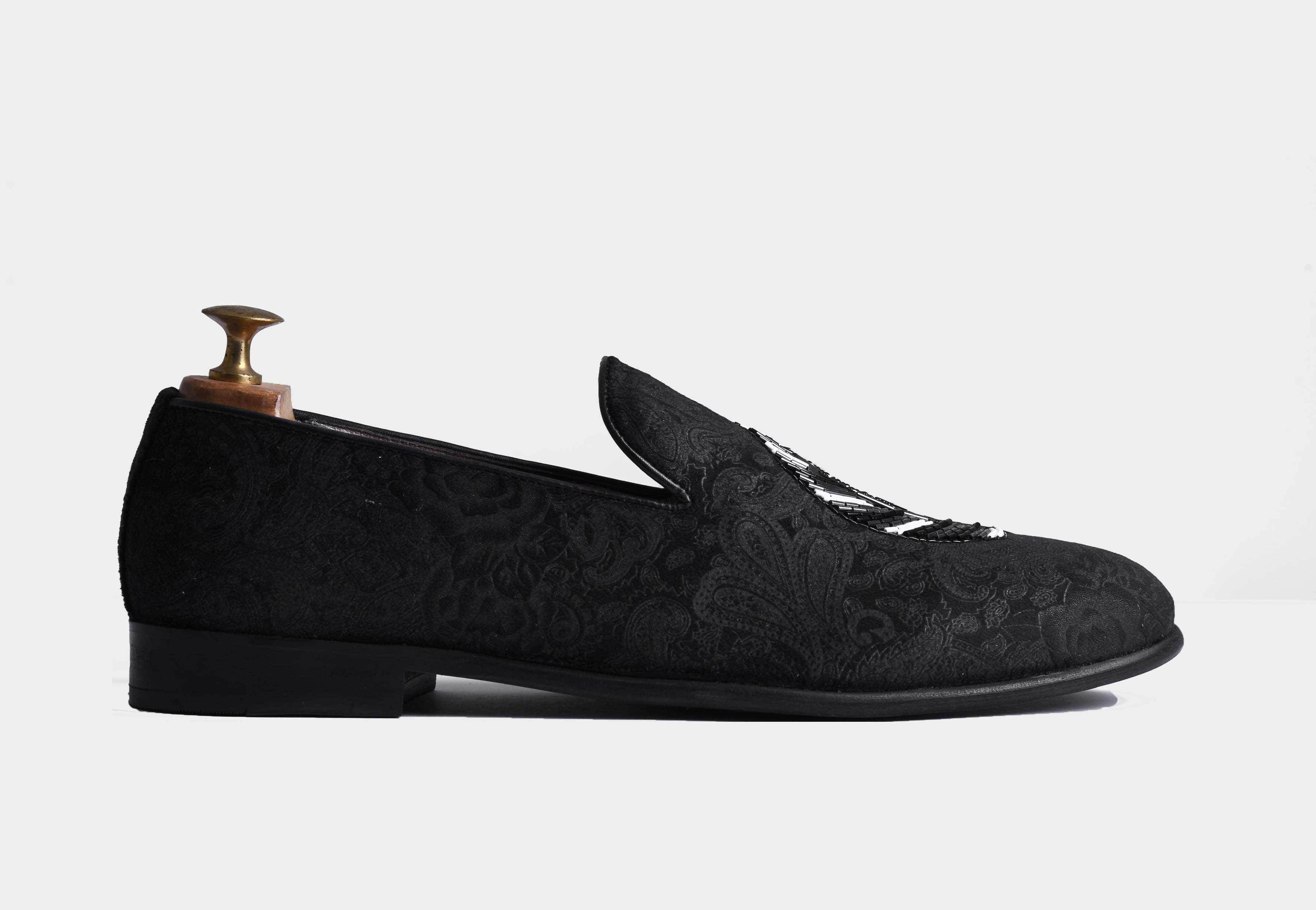 LEANDRO Black Print embroidered slip-ons