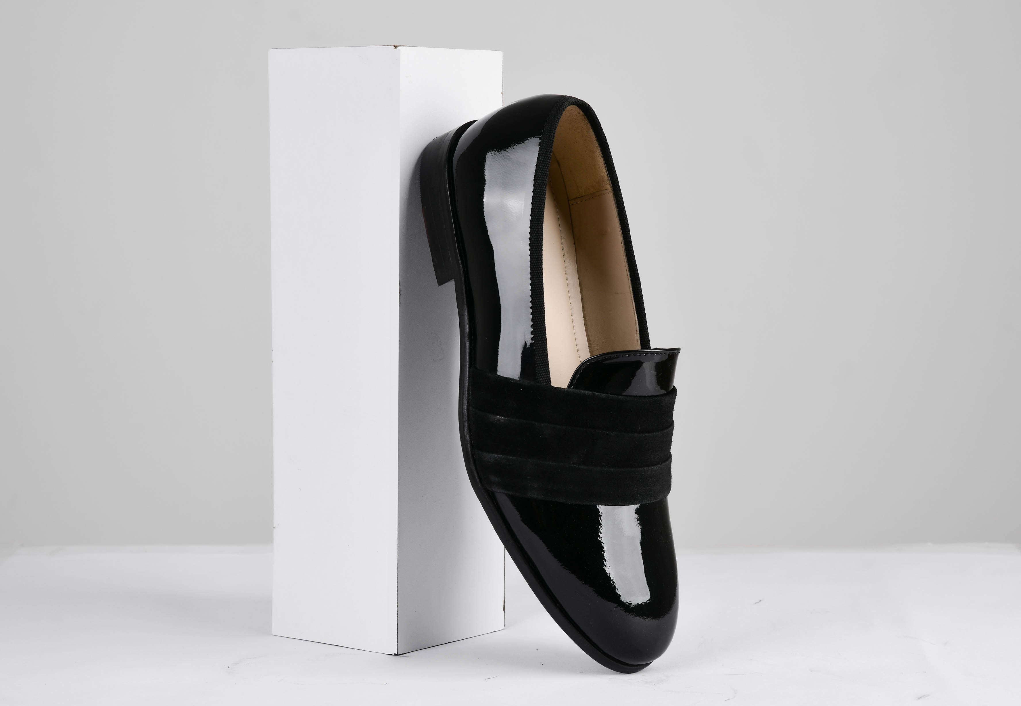 Delmar Black Patent
