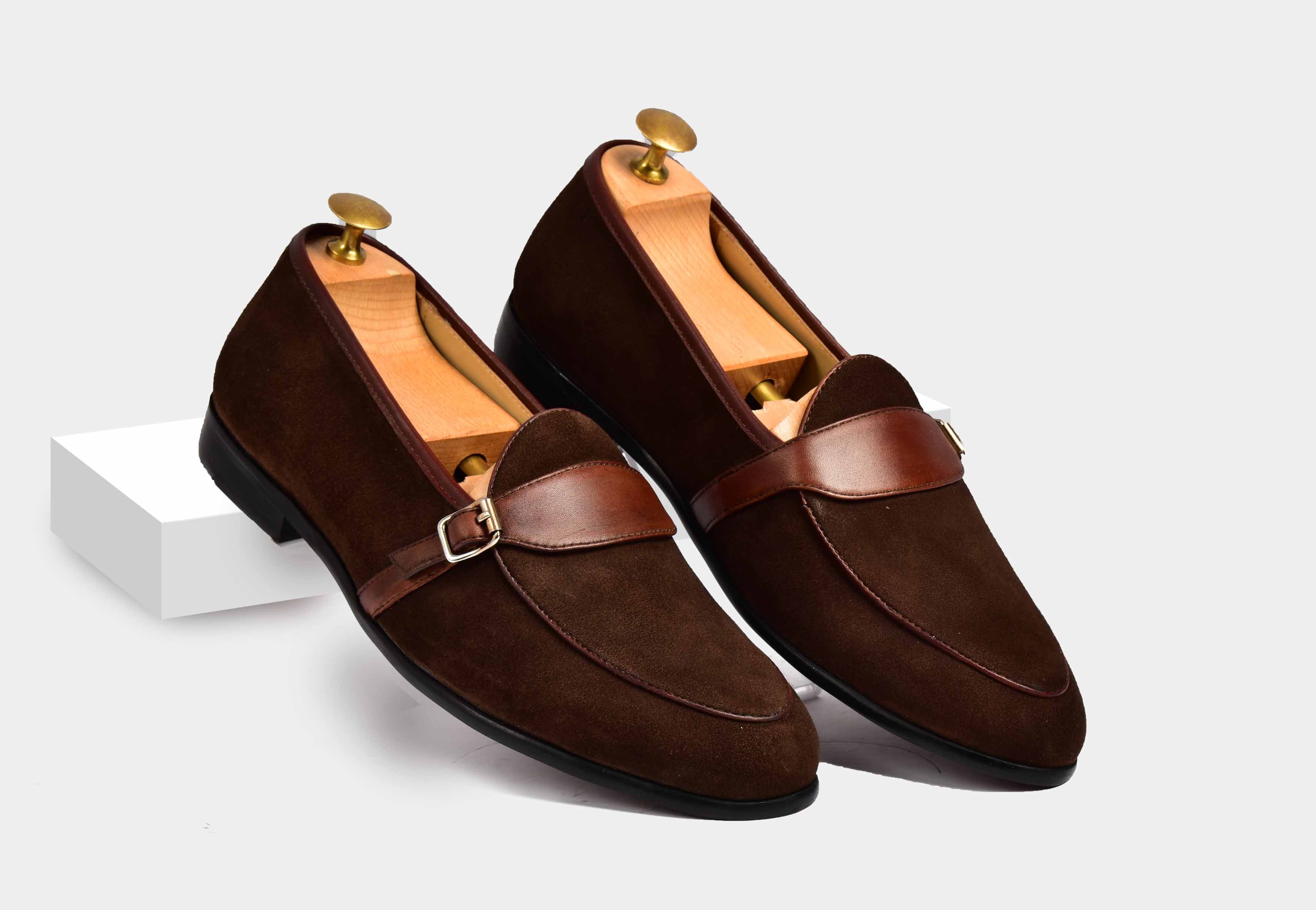 Arno | Brown Suede With Buckle Strap