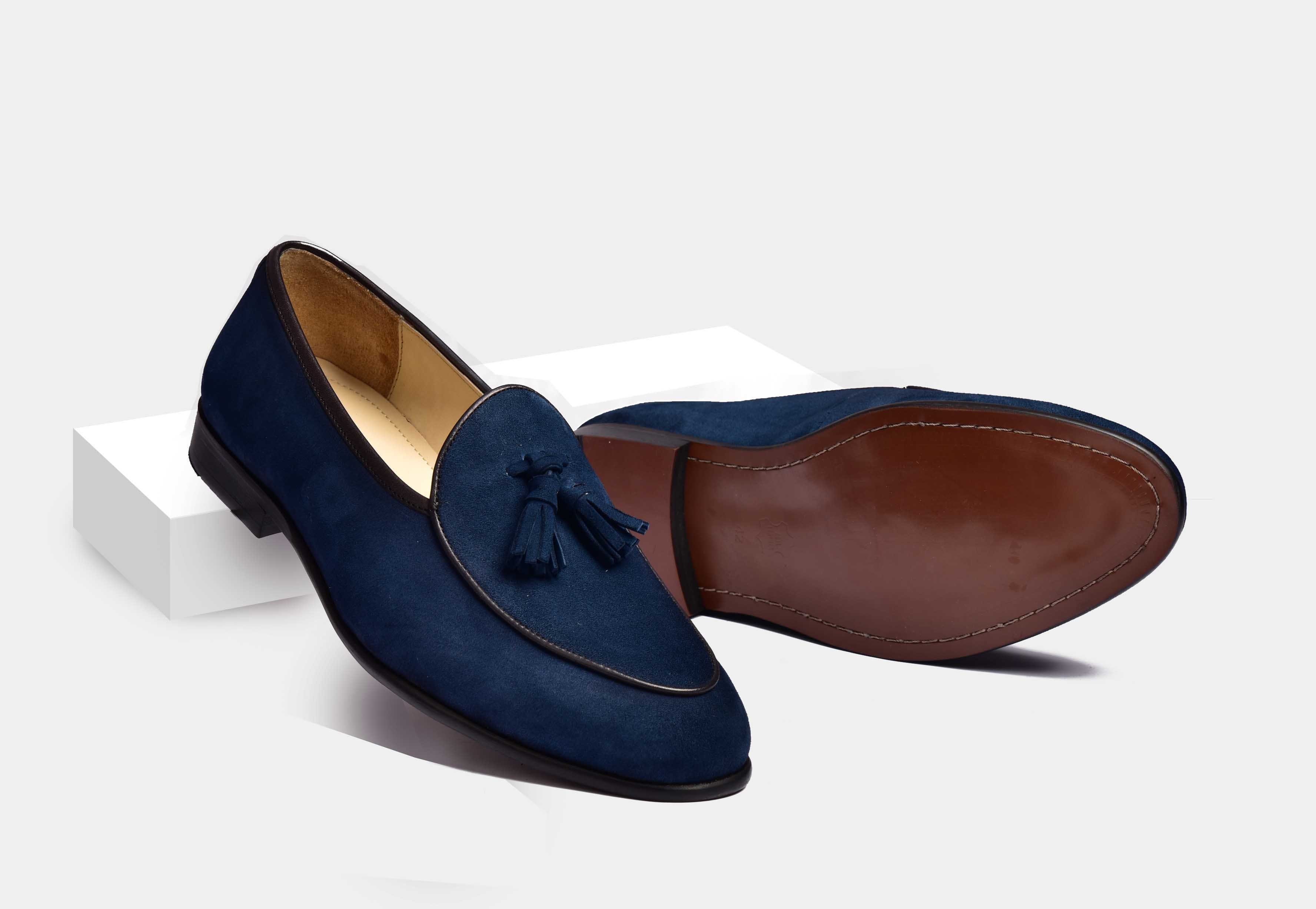 ARNO | Blue Suede With Classic Tassels