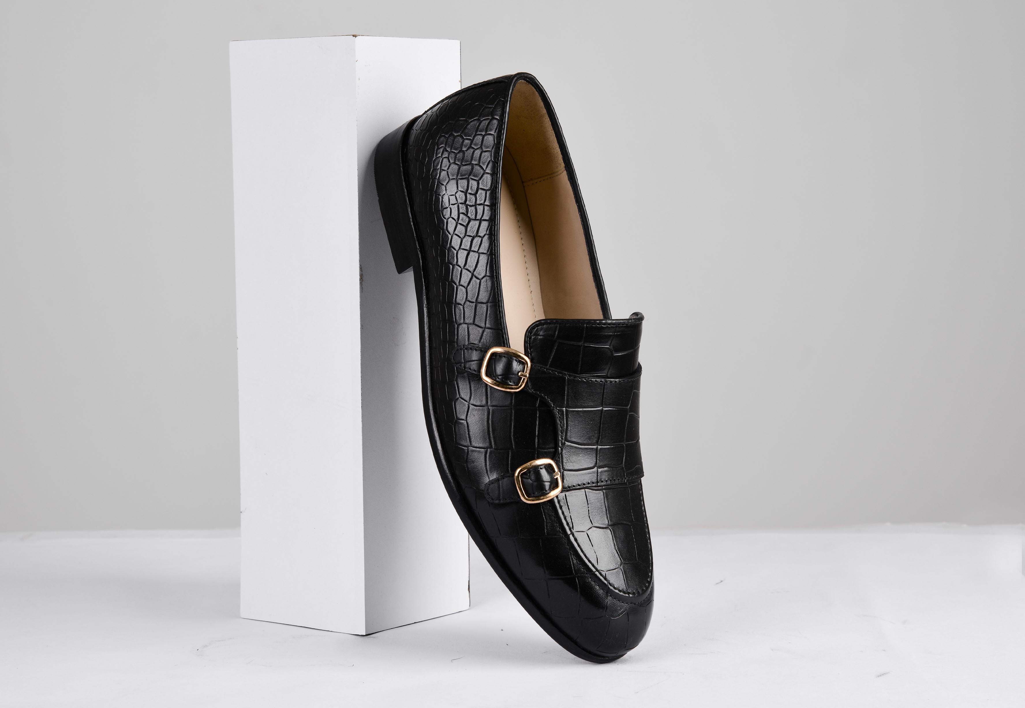 Valeria Croc Black