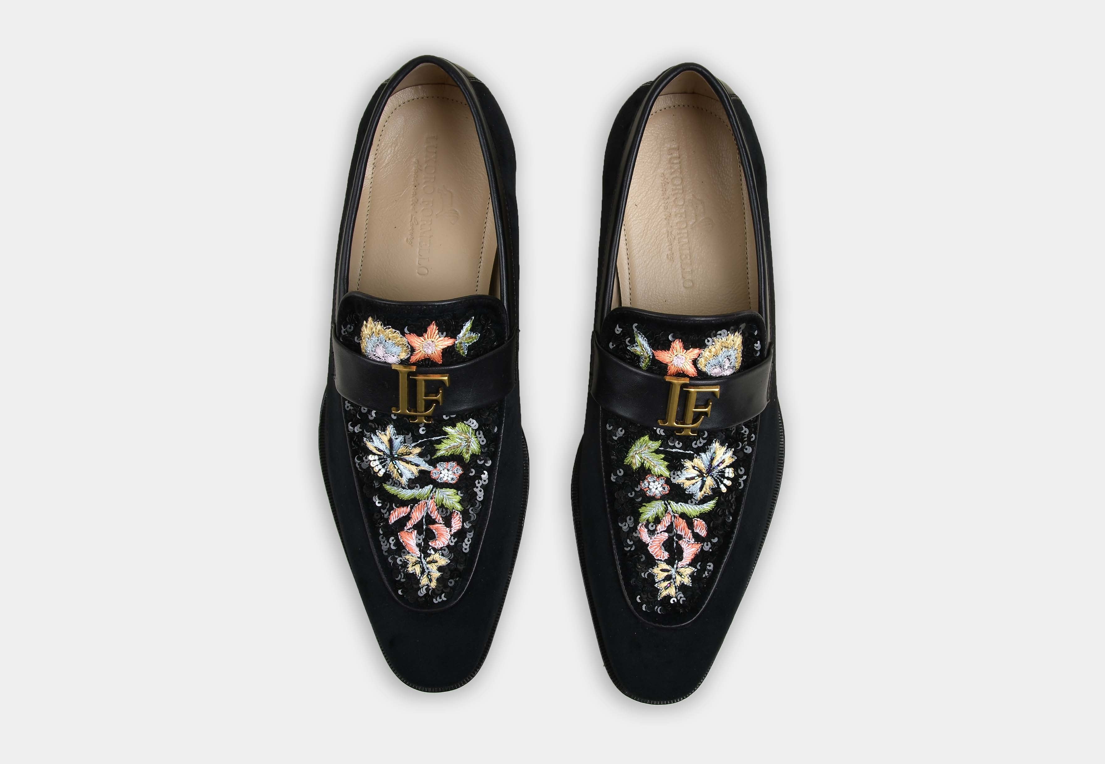 Sereno | MEN BLACK FLORAL EMBROIDERED SLIP-ONS