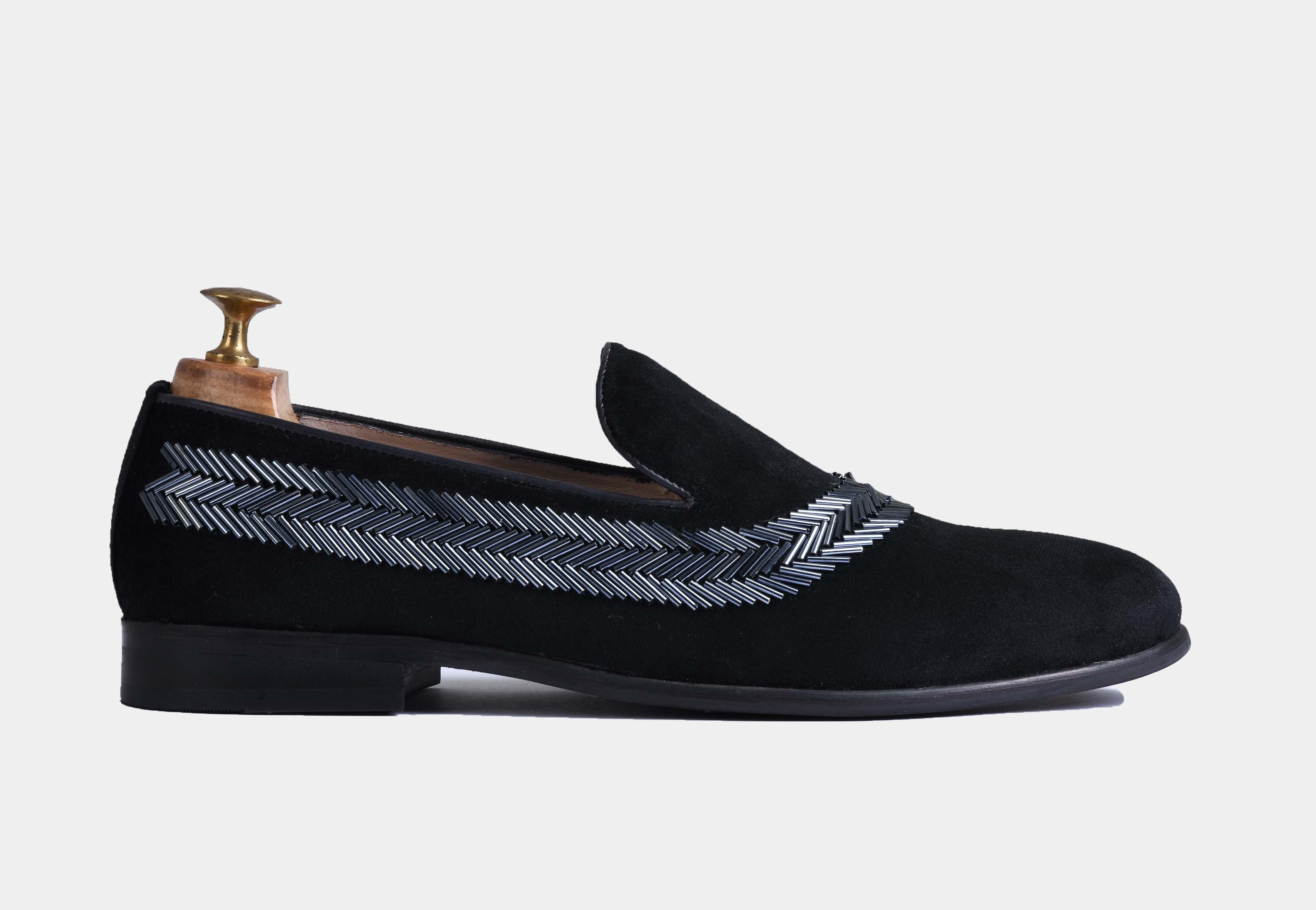 ALONZO BLACK embroidered slip-ons