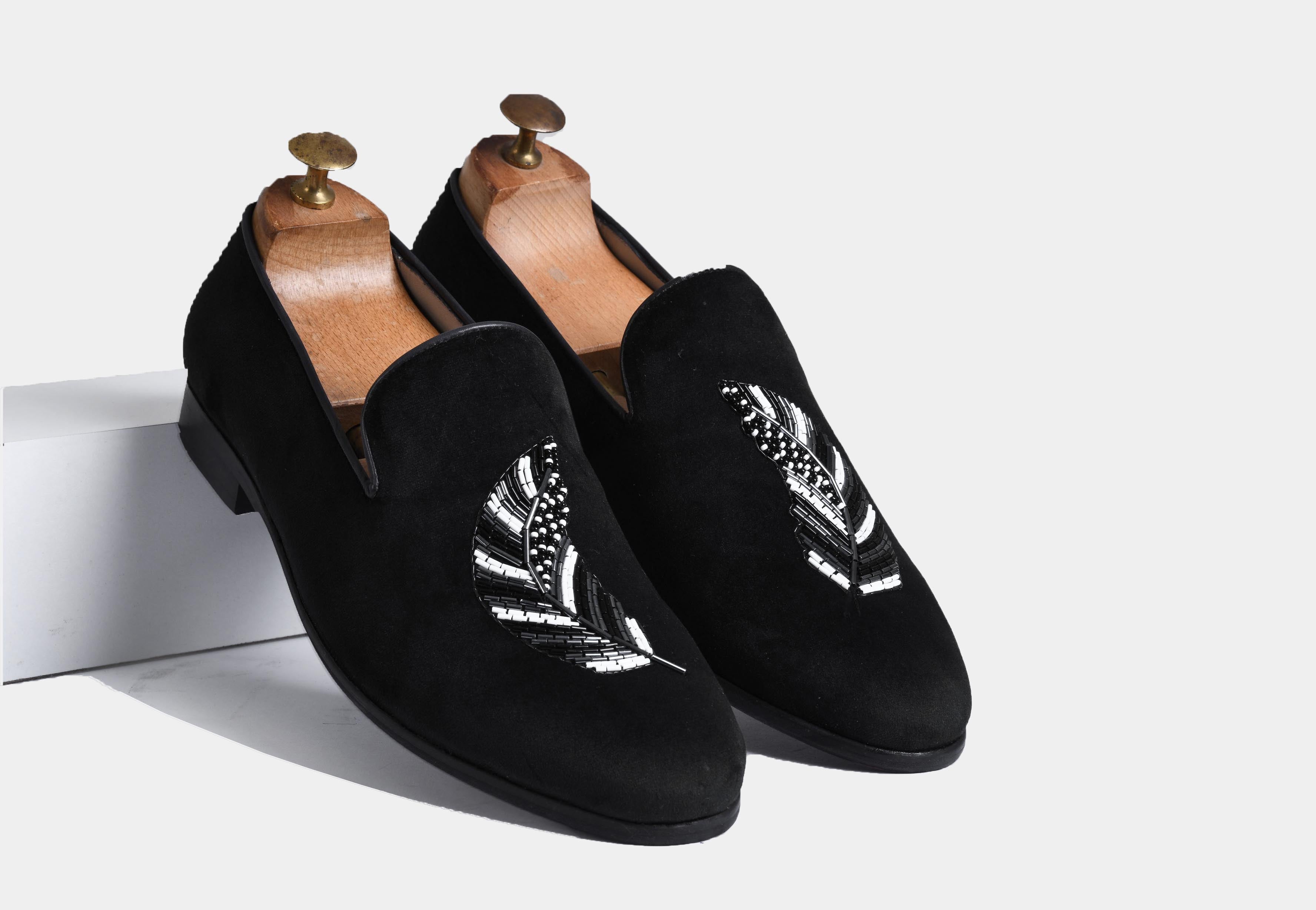 Sabino BLACK embroidered slip-ons