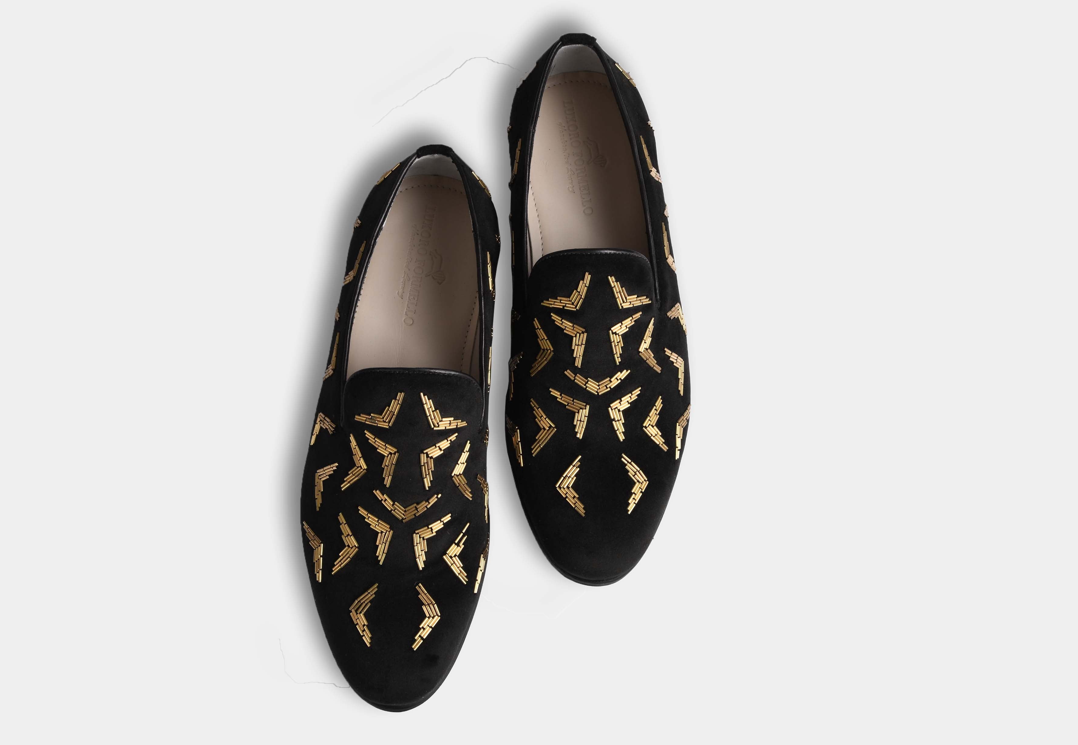 Cruze Black embroidered slip-ons