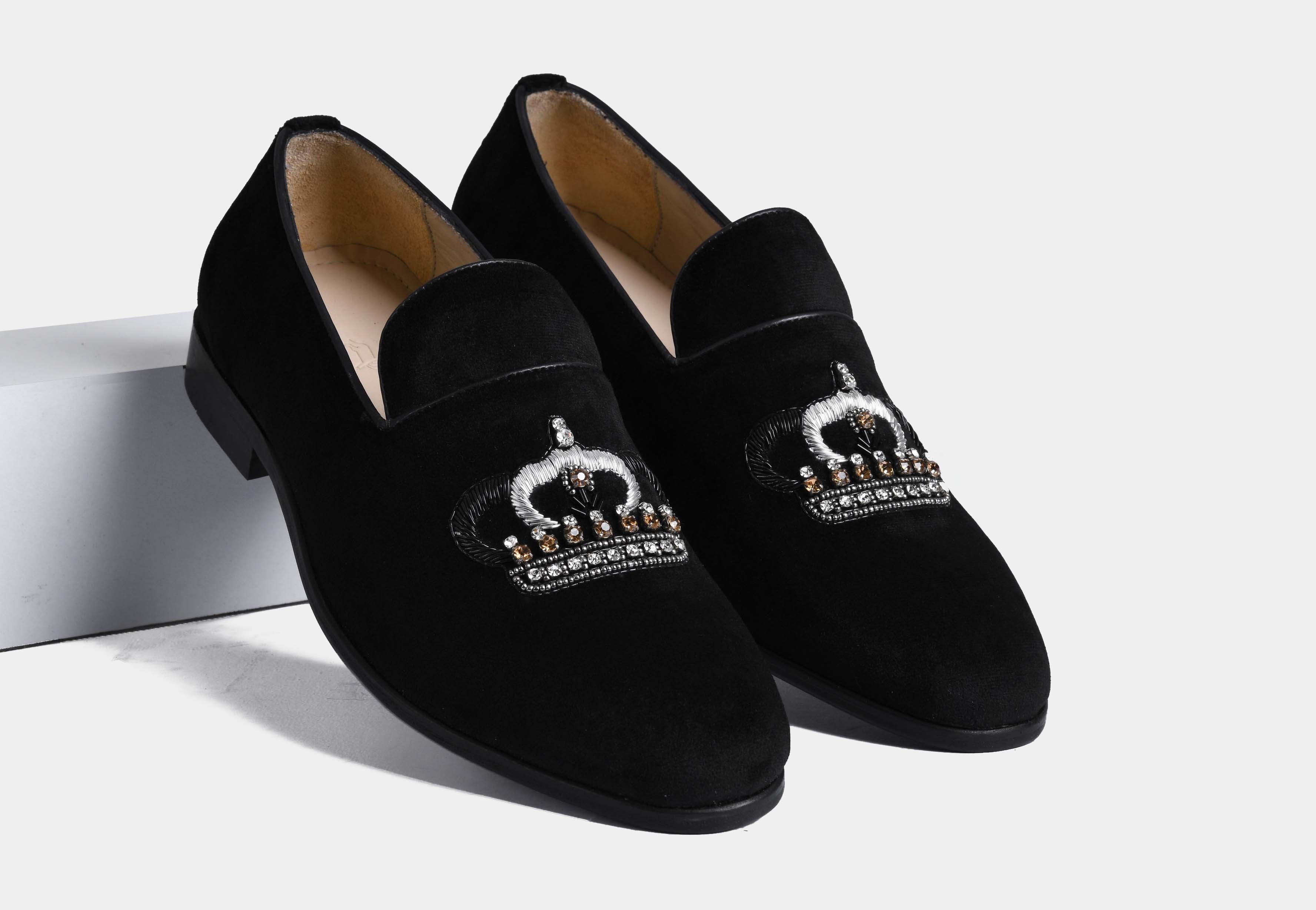 LUCIANO BLACK embroidered slip-ons
