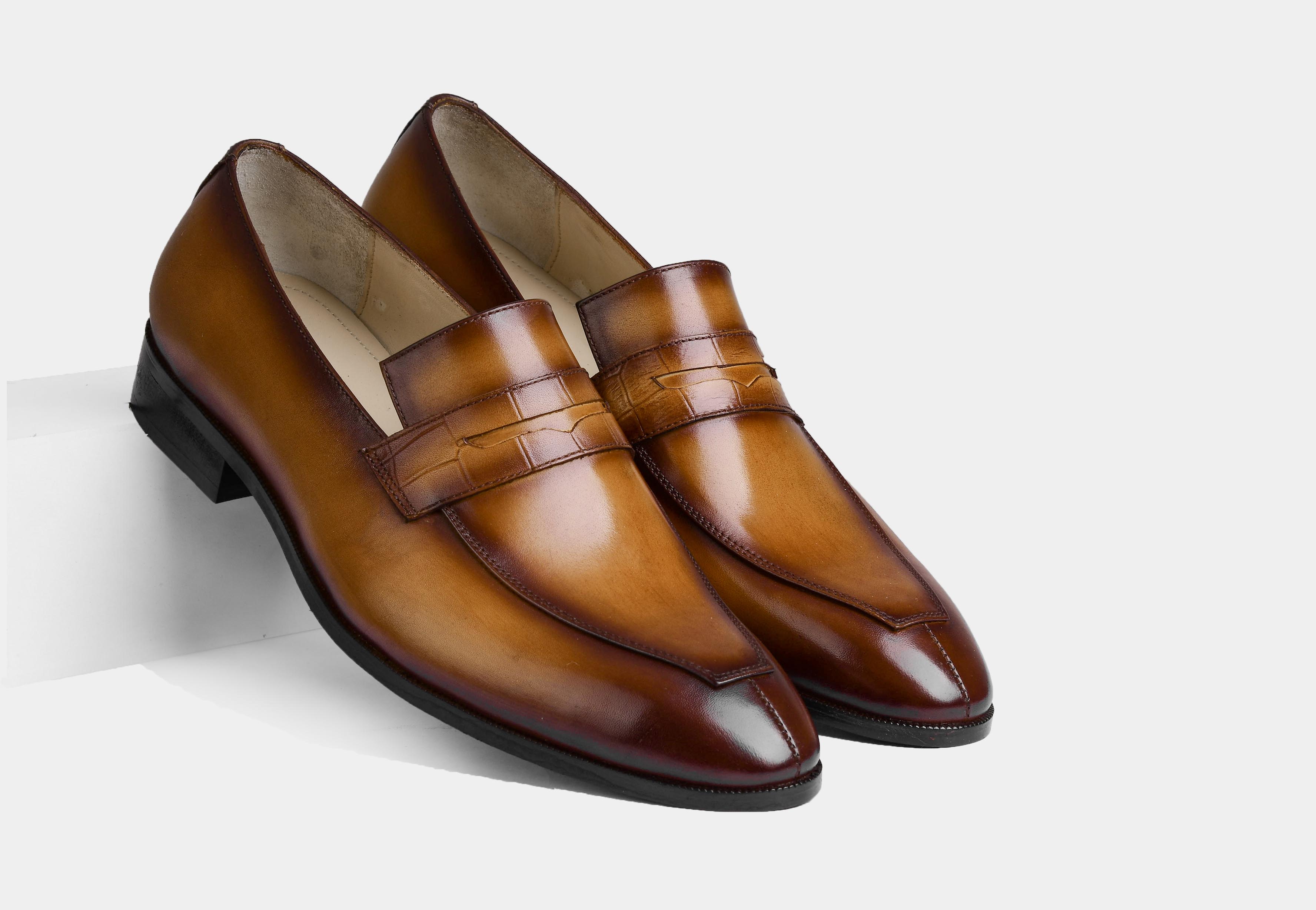 LUCERO WALNUT