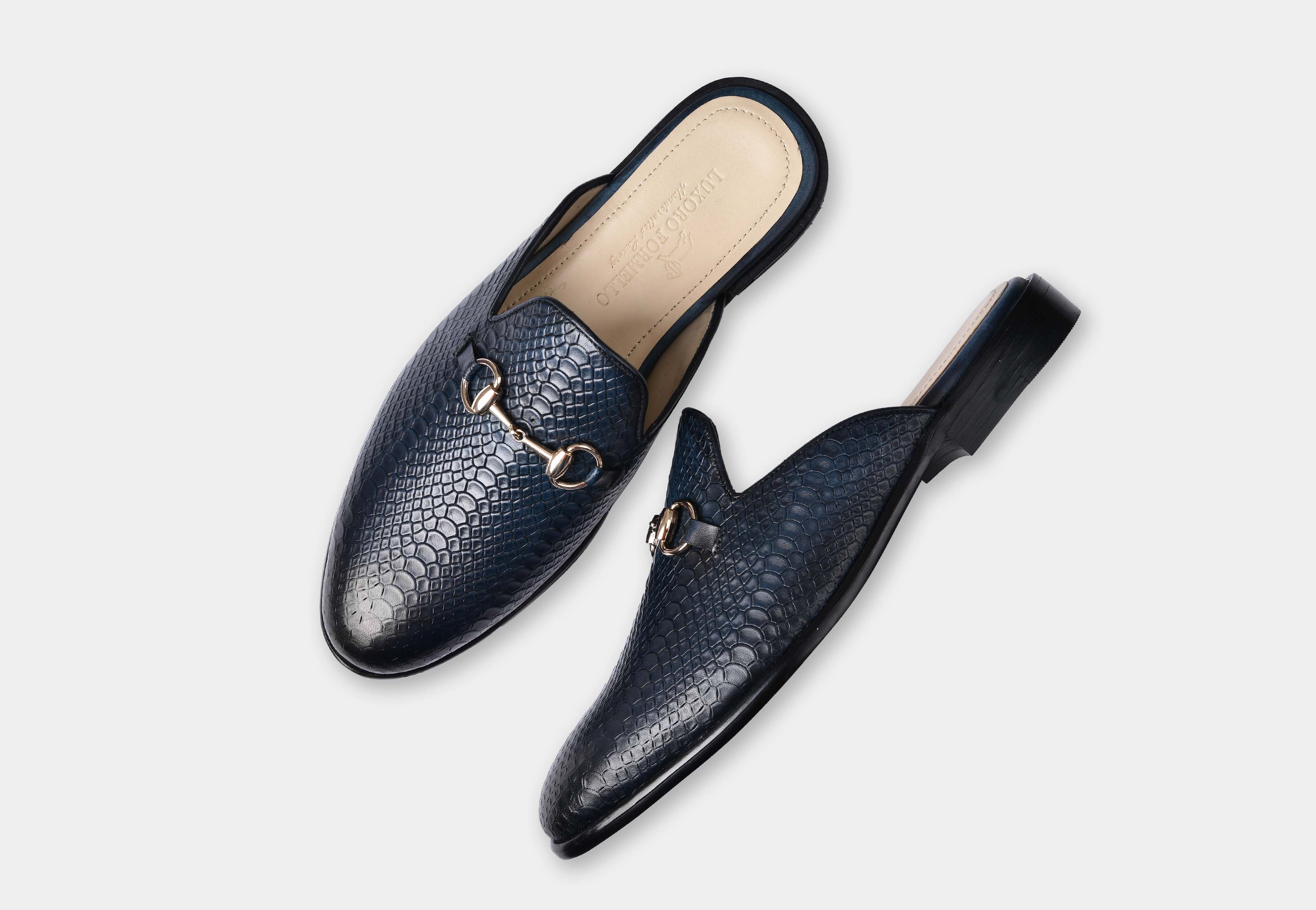 MULE | BLUE TEXTURED TRIM