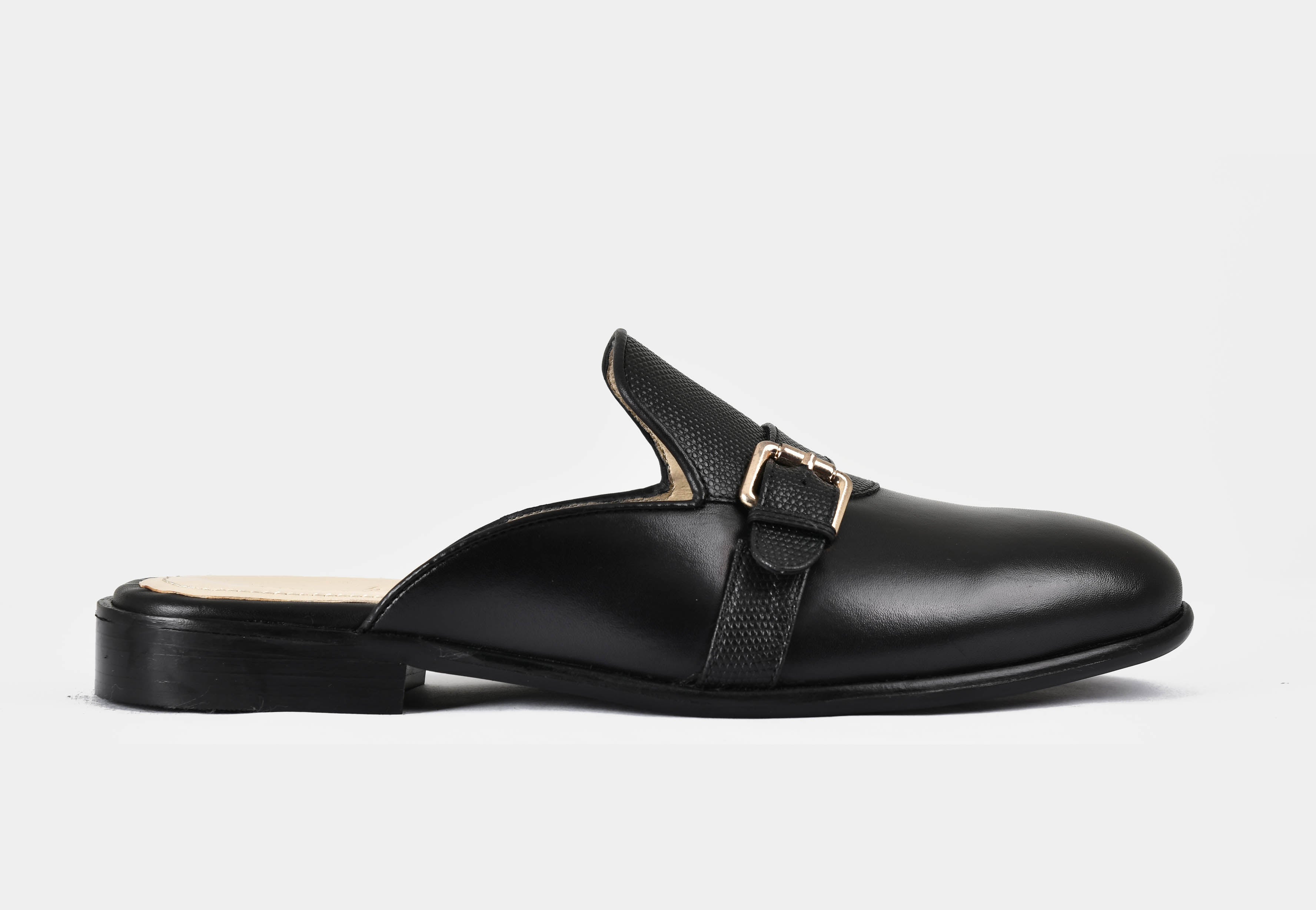 MULE | BLACK SINGLE BUCKLE