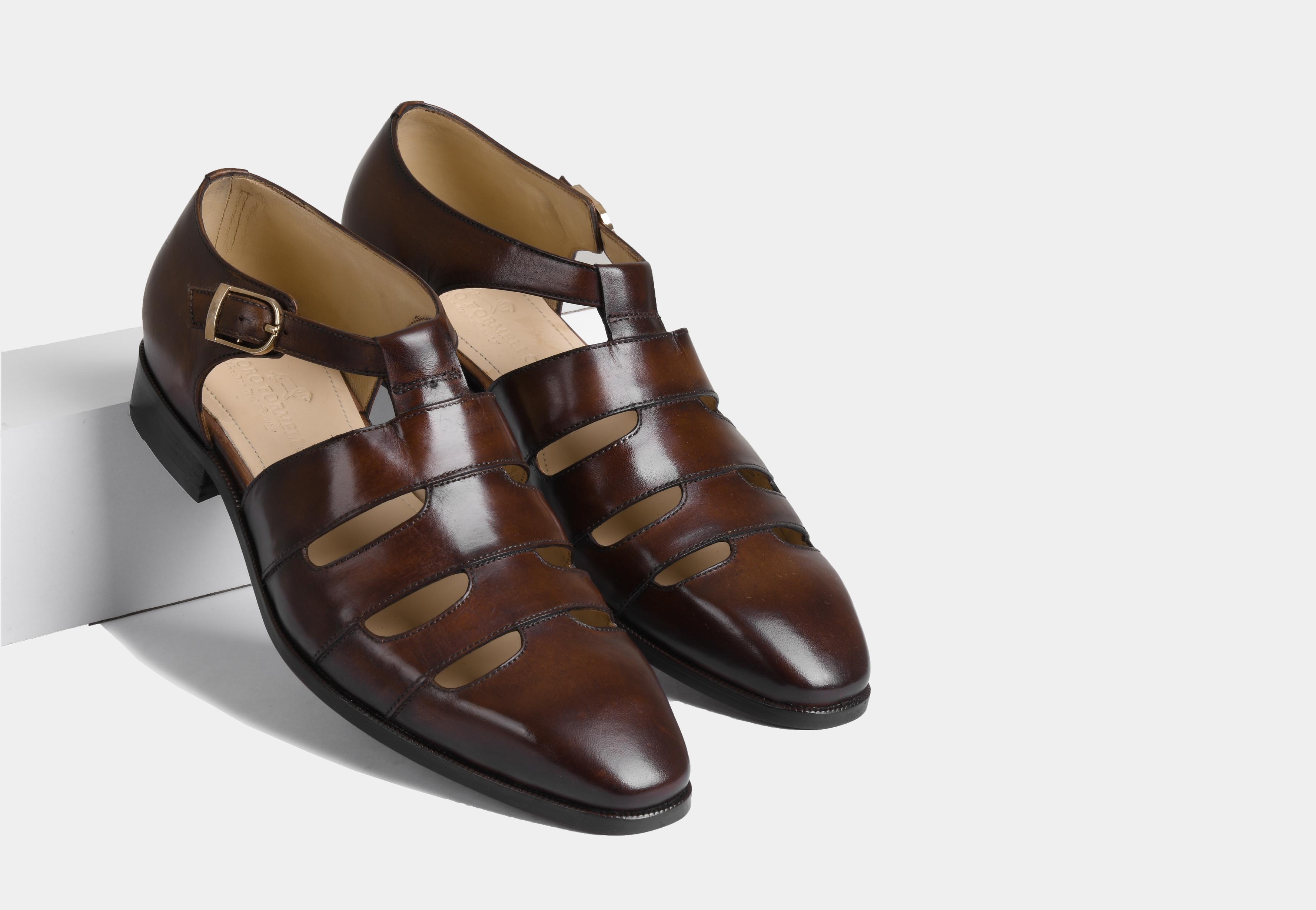 SANDAL | CARLOS BROWN