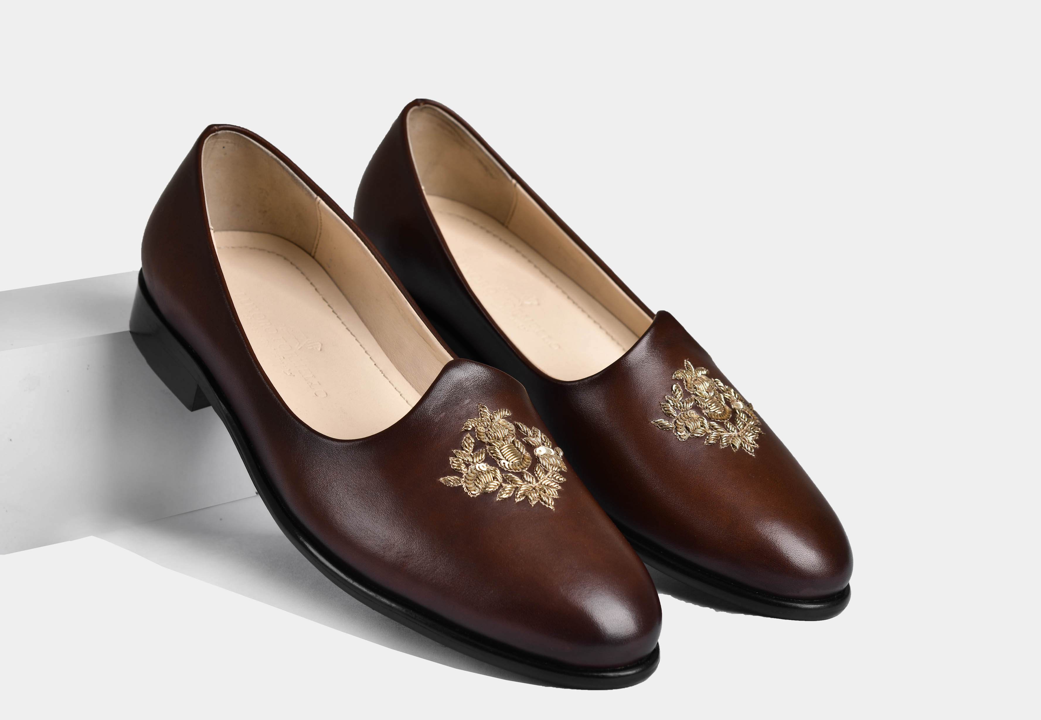 SANDAL | GARLAND BROWN
