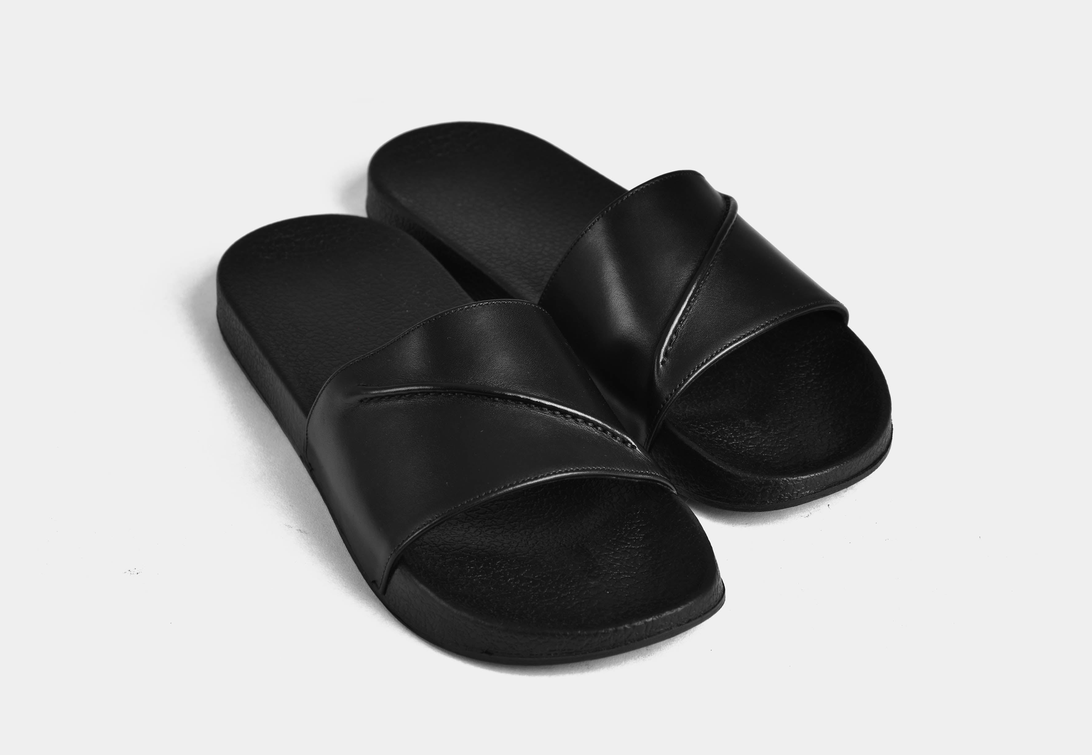 Slider | Reo Black