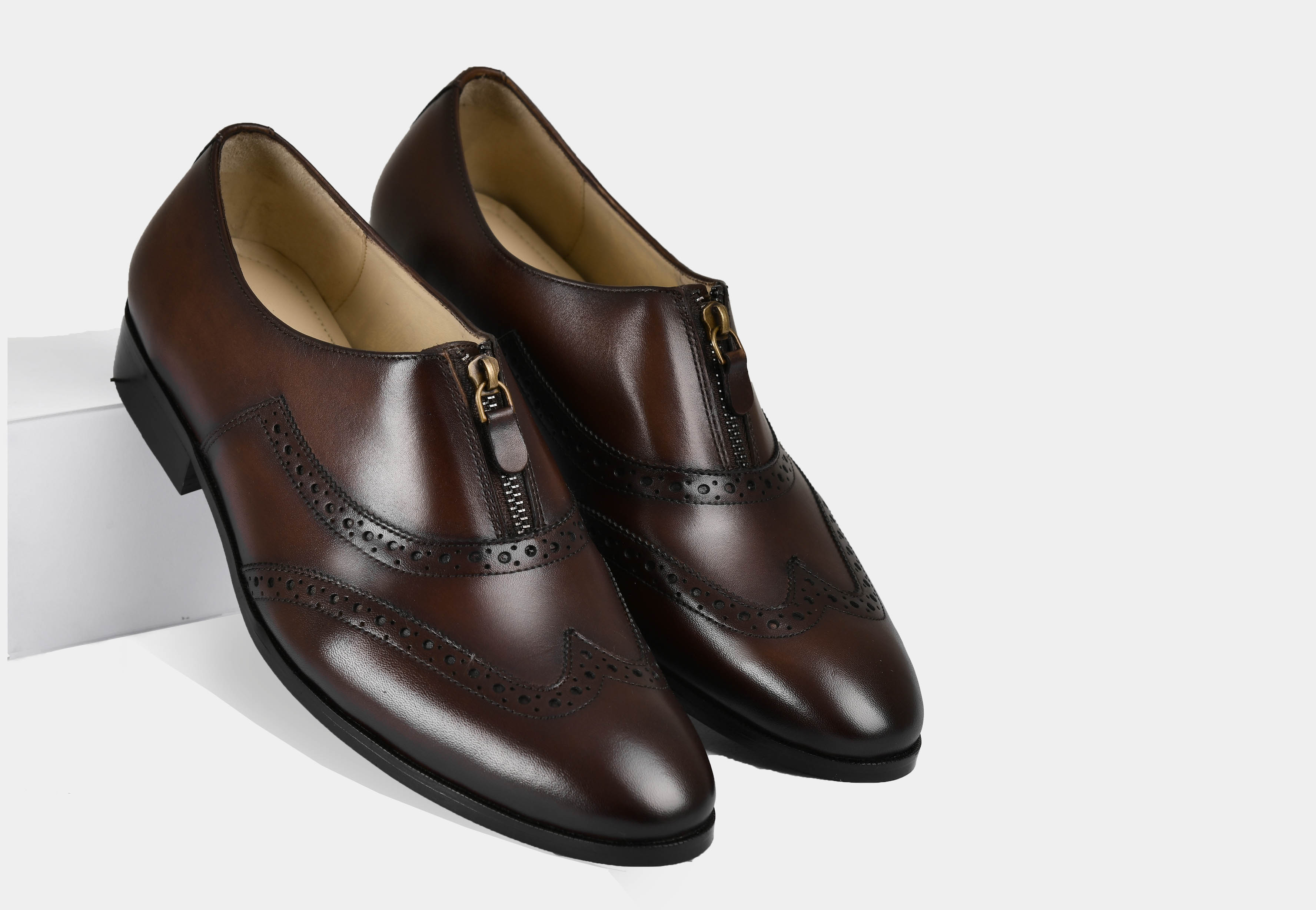 ARCENIO | BROWN