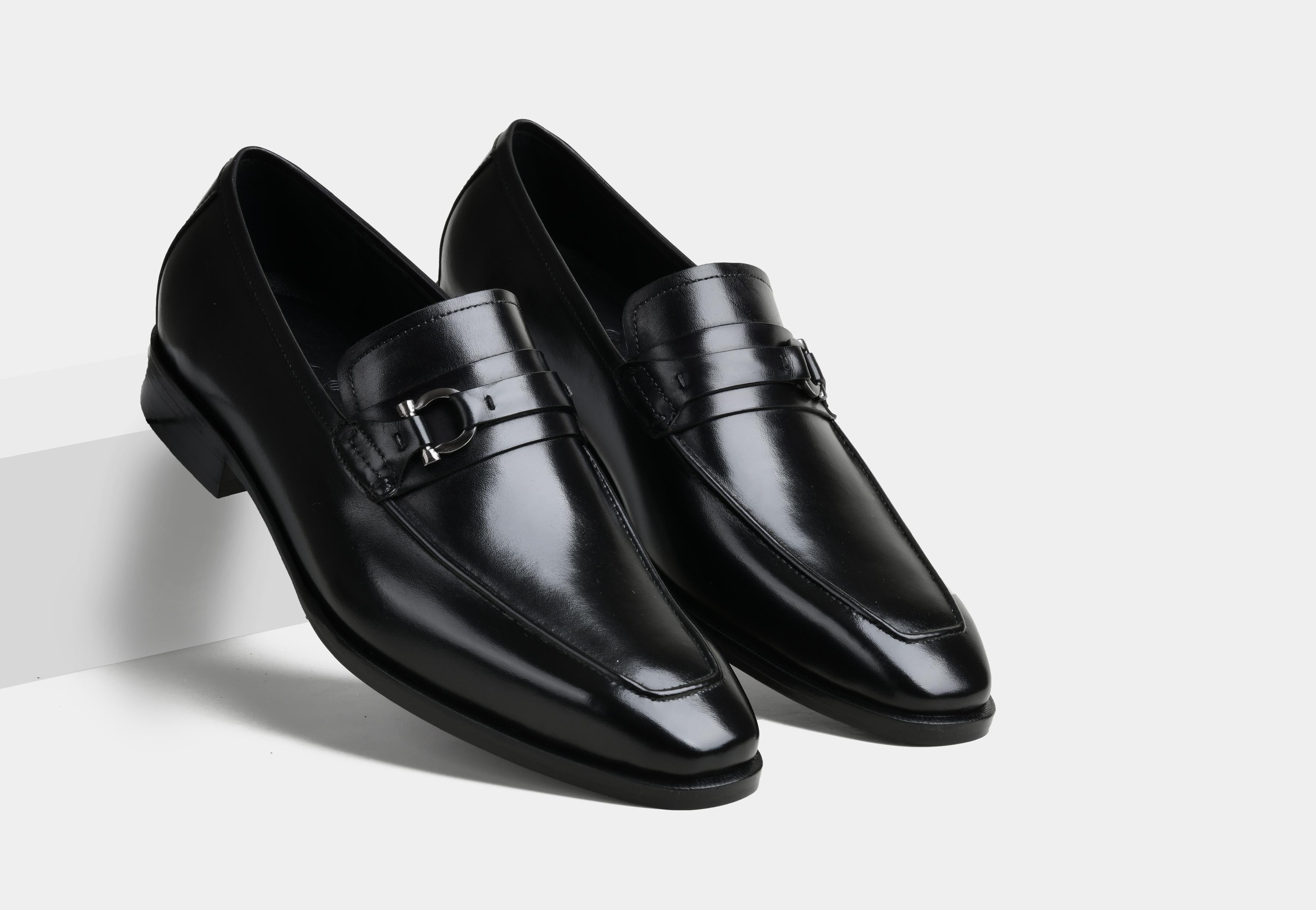 ARNAUD | MEN BLACK LEATHER LOAFERS