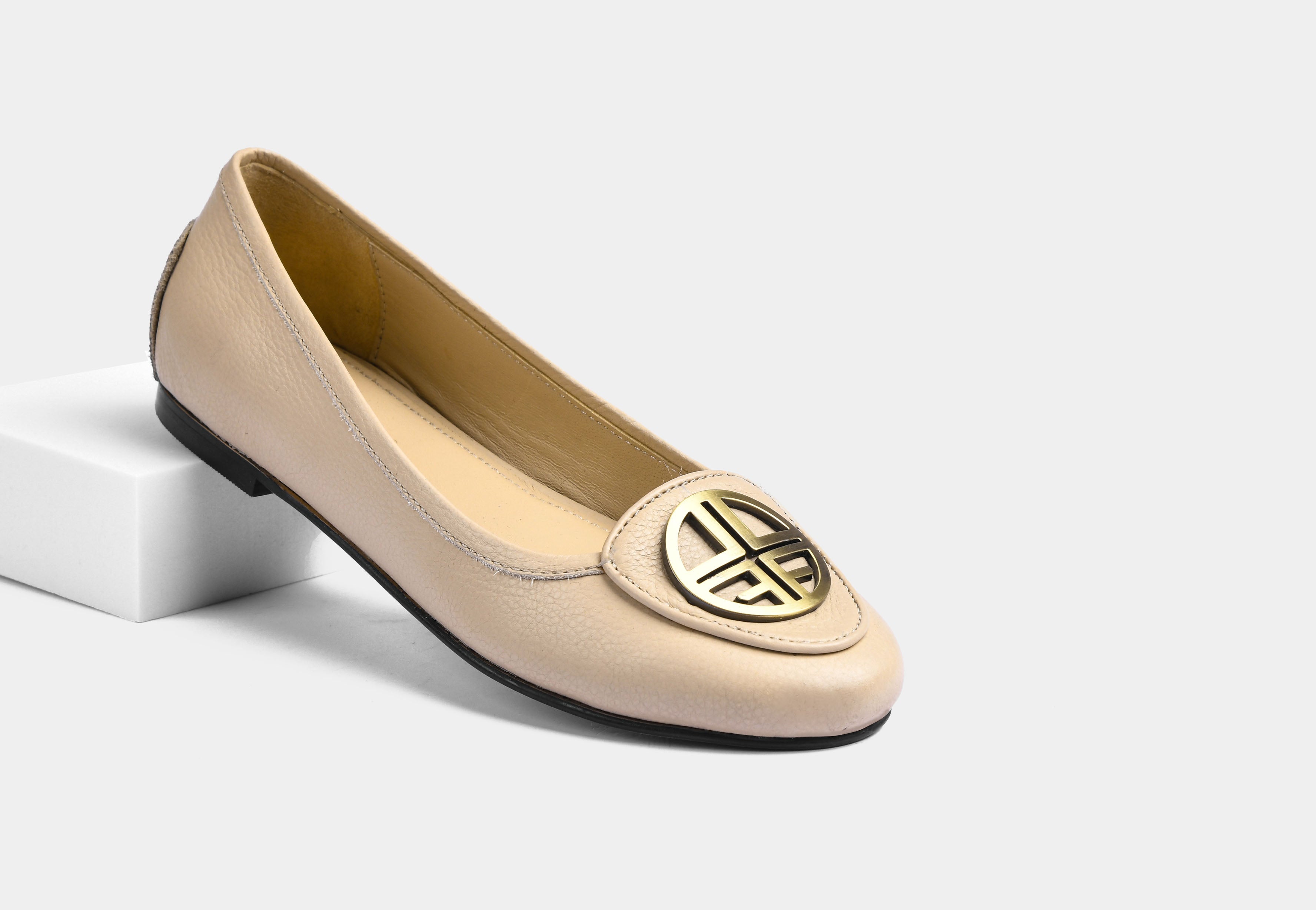 KATE BALLERINAS IN PEBBLE BEIGE LEATHER
