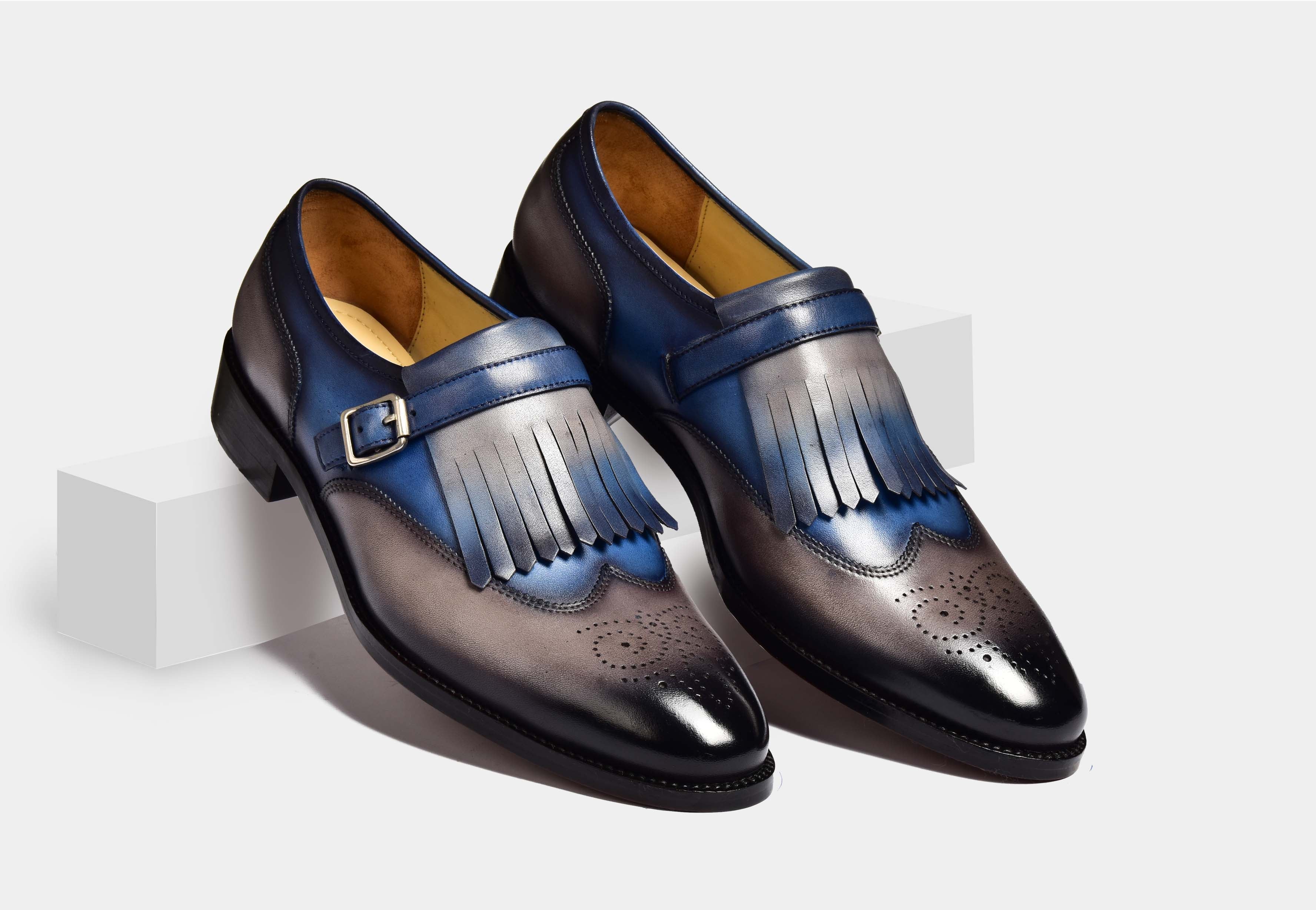 Handcrafted Leather Shoes, handmade to best formal finish by Luxoro Formello.