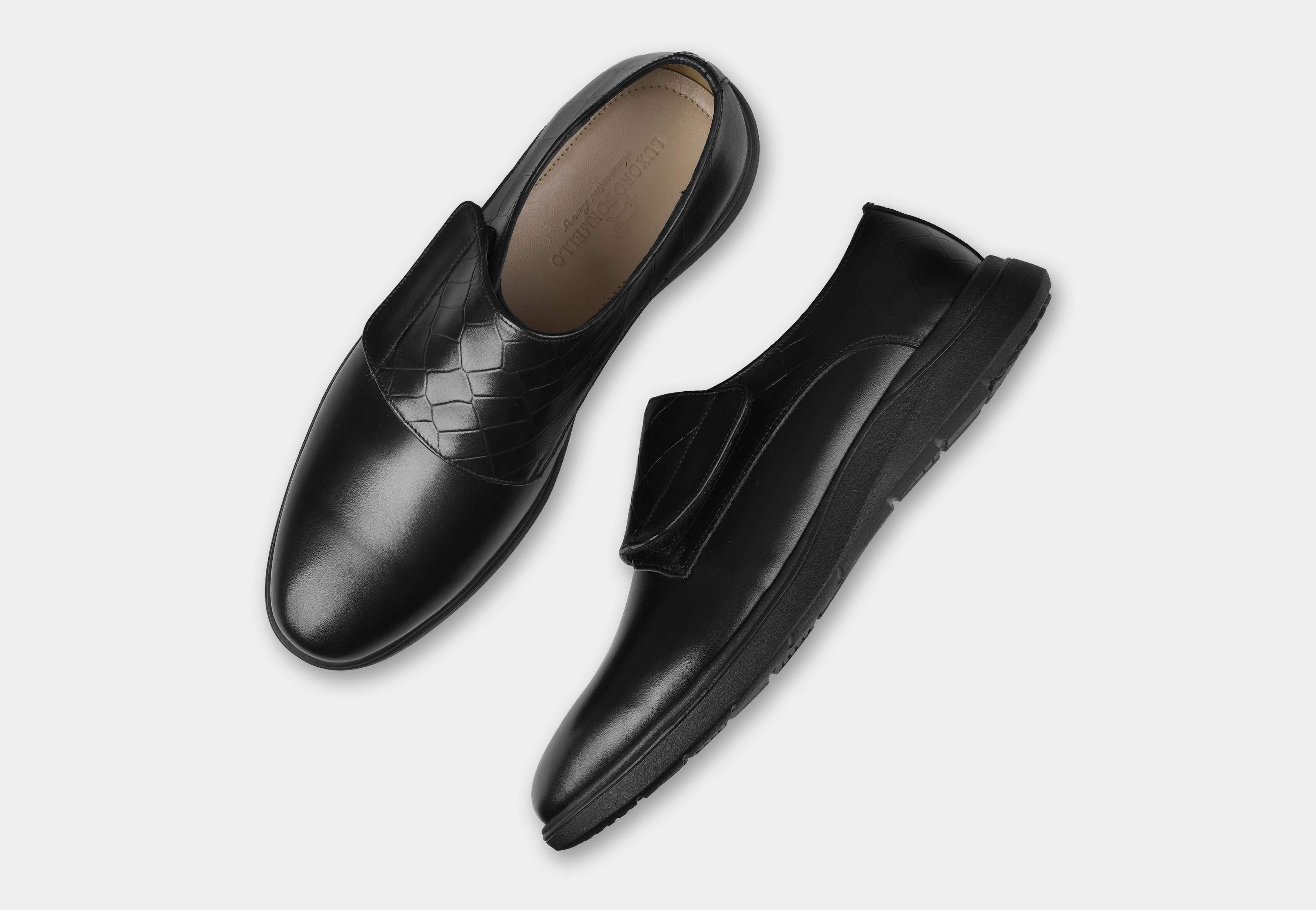 Black Adjustable Slip-on | Aero-Flex